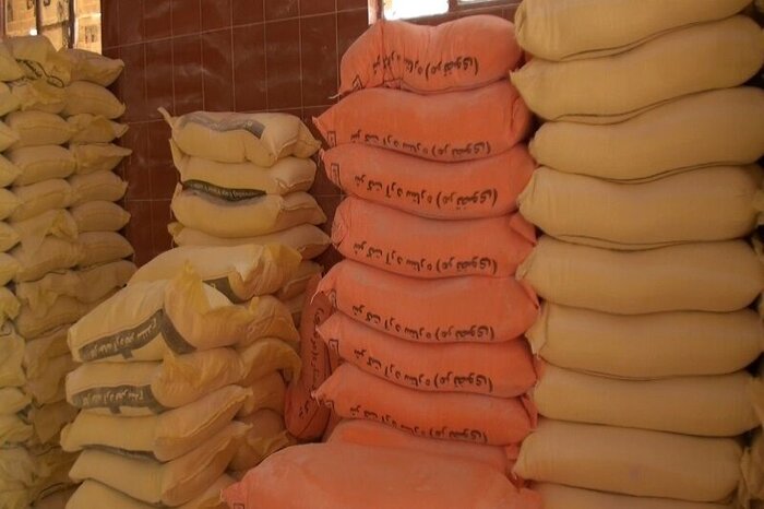<strong>کشف ۳۲ تن آرد احتکار شده و قاچاق در شهرستان “الیگودرز”</strong>