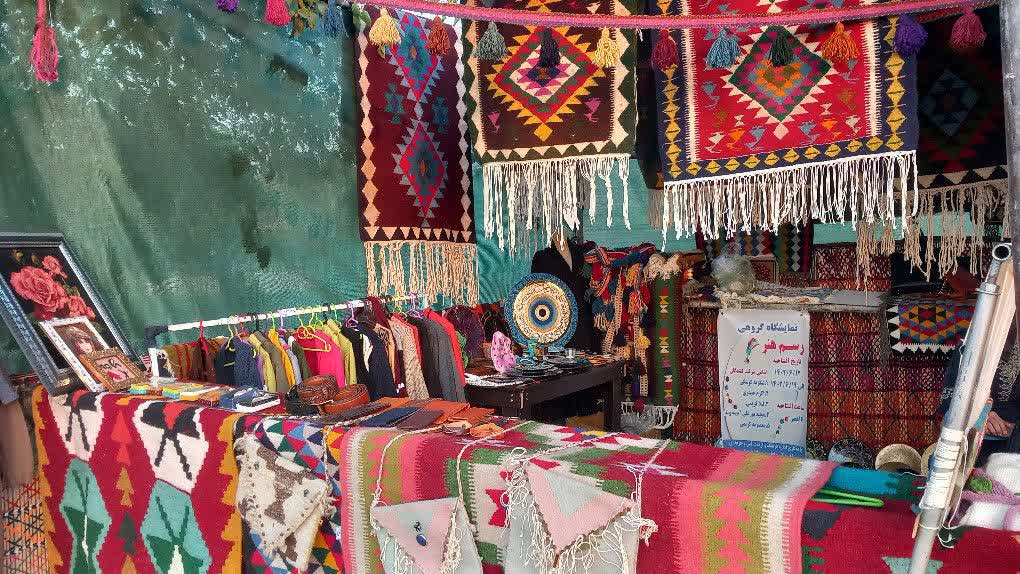 افتتاح نمایشگاه صنایع دستی در ورودی شرقی شهرستان کوهدشت