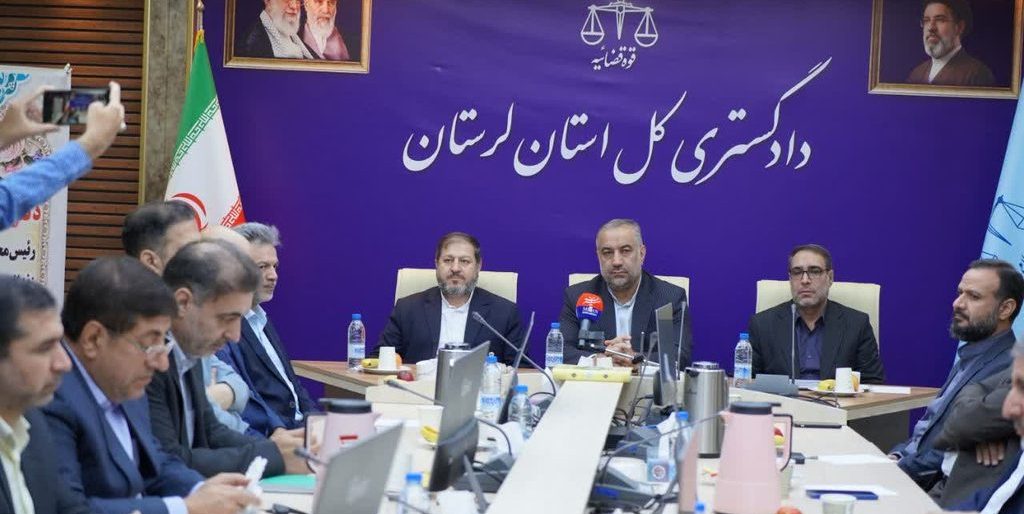الگوی علوی در مدیریت قضایی لرستان؛ تقدیر از کسانی که بی‌چشم‌داشت خدمت می‌کنند