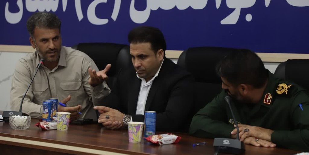 احیای ظرفیت ۱۲ هکتاری گلخانه پلدختر توسط بسیج سازندگی